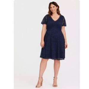 TORRID Navy Lace V-Neck Mini Dress size 12